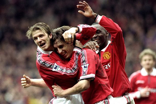 队内部重重 队内部重重