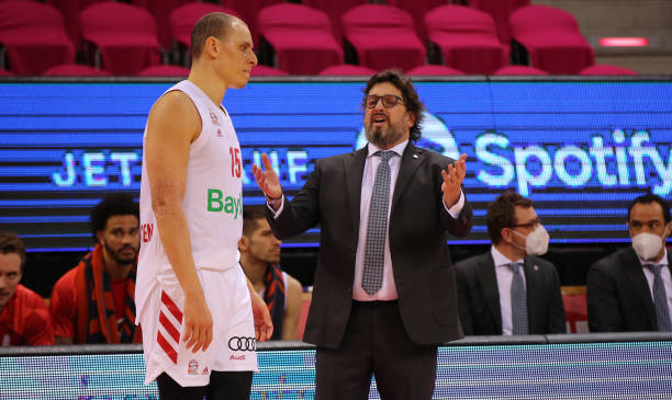 够在关键时 够在关键时